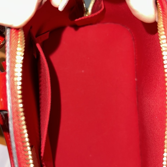 Louis Vuitton Women's Alma PM MV CERISE 🍒 with lock, key and strap. - Picture 4 of 14